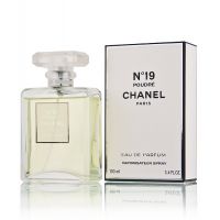 Chanel Chanel 19 Poudre  