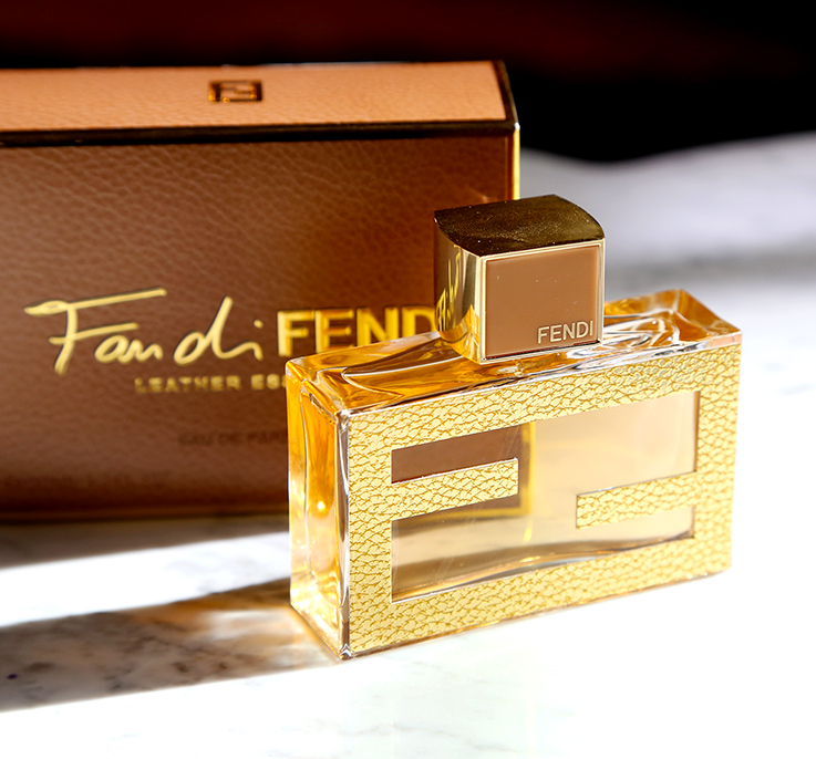 Fendi Fan di Fendi Deluxe Leather    50  Limited Edition